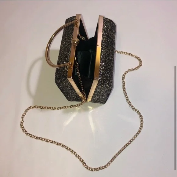 Gianni Bini Hard Case Purse - Picture 3 of 4